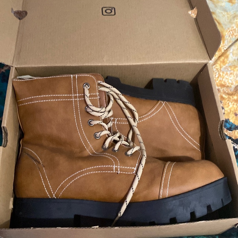 Winter boots